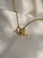 Collier Shine Letter