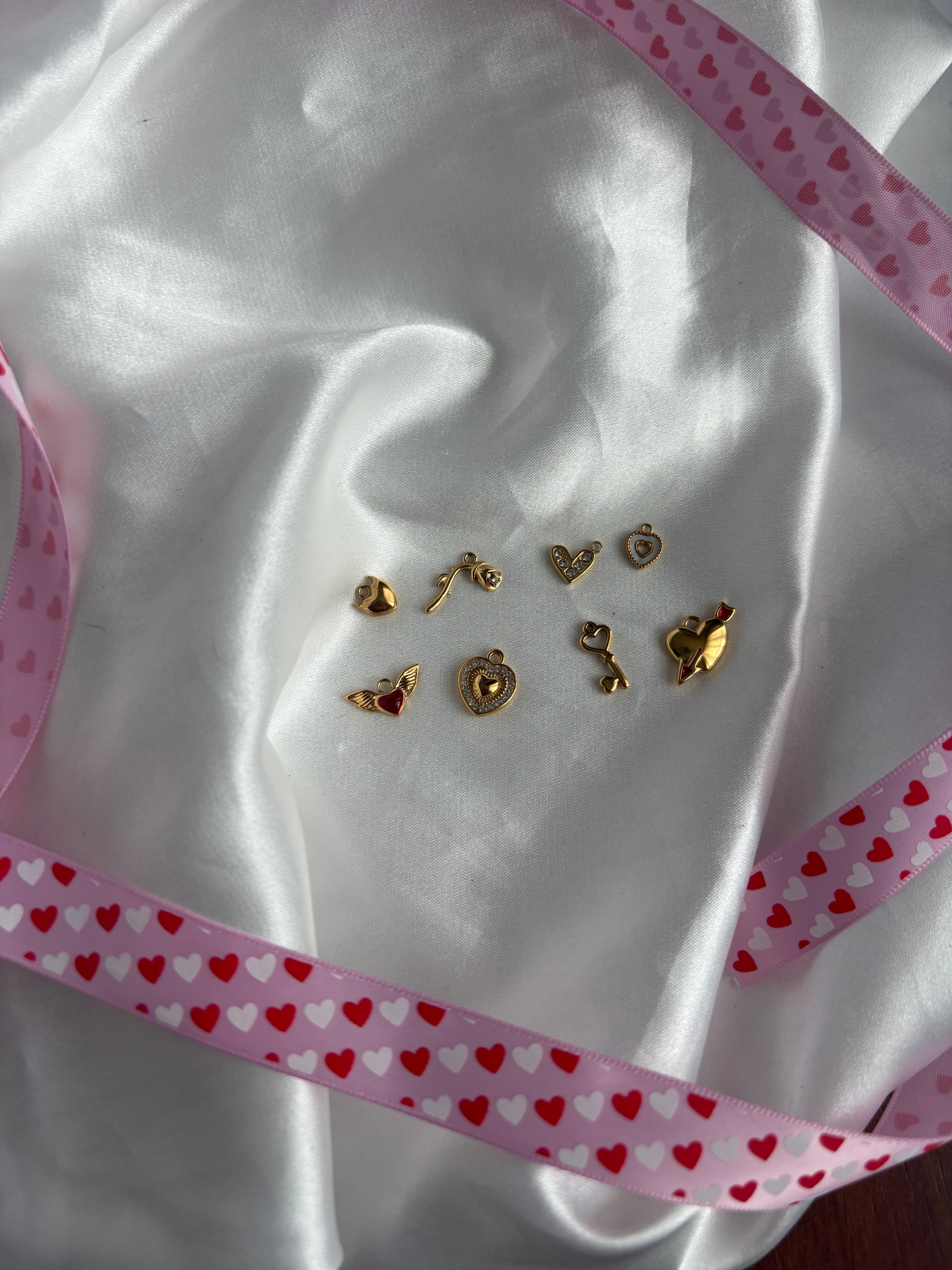 Gravure collier Love U